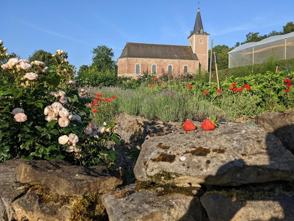 La Jardiniere Acomodação com café da manhã Érezée Exterior foto